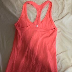 Lululemon tanktop